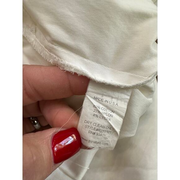 Trina Turk Women's White V-Neck Cotton Blended Blouse Top Size Large - Picture 3 of 7